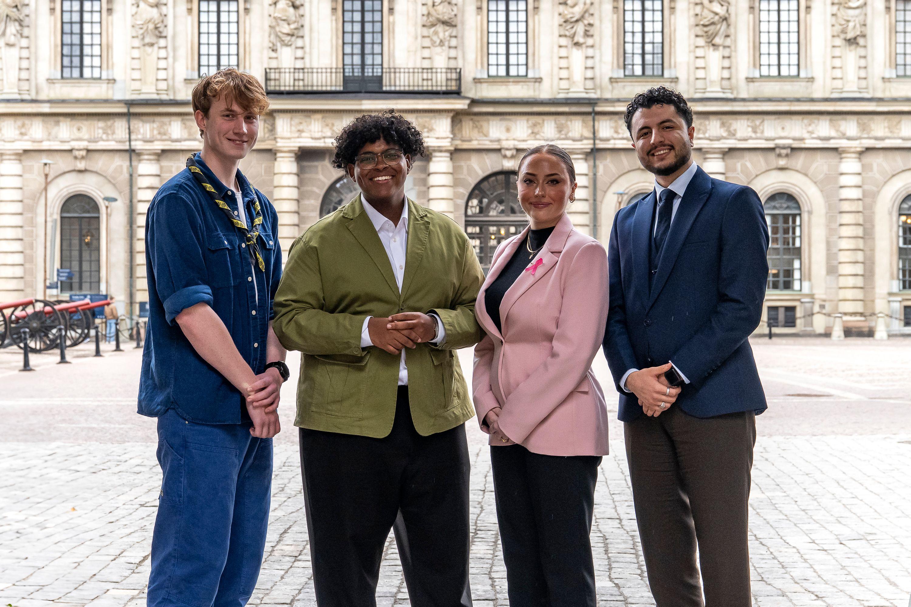 Albin Haglund, Guuled Mohamed, Emina Mandal och Abbe Alzarzour, mottagare av Kompassrosen 2025